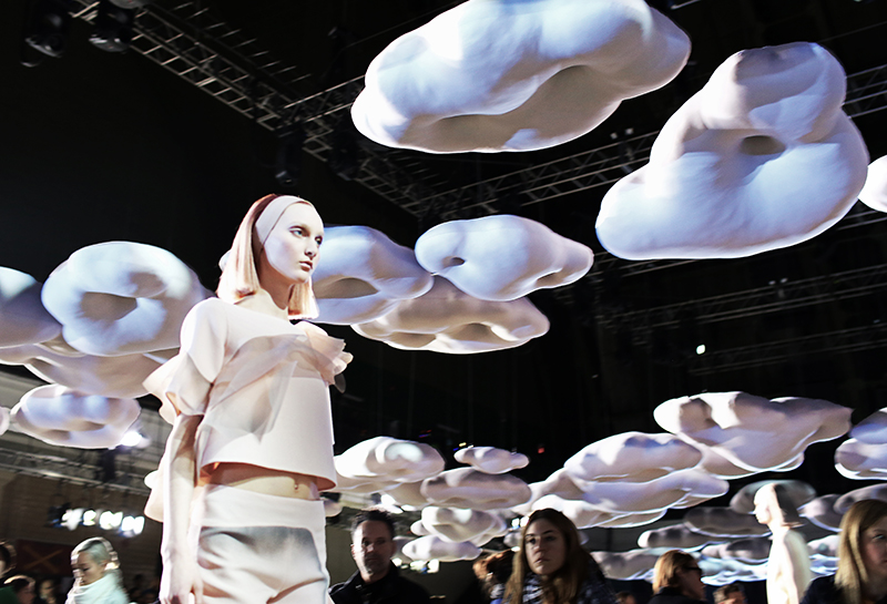 Marc Jacobs Clouds
